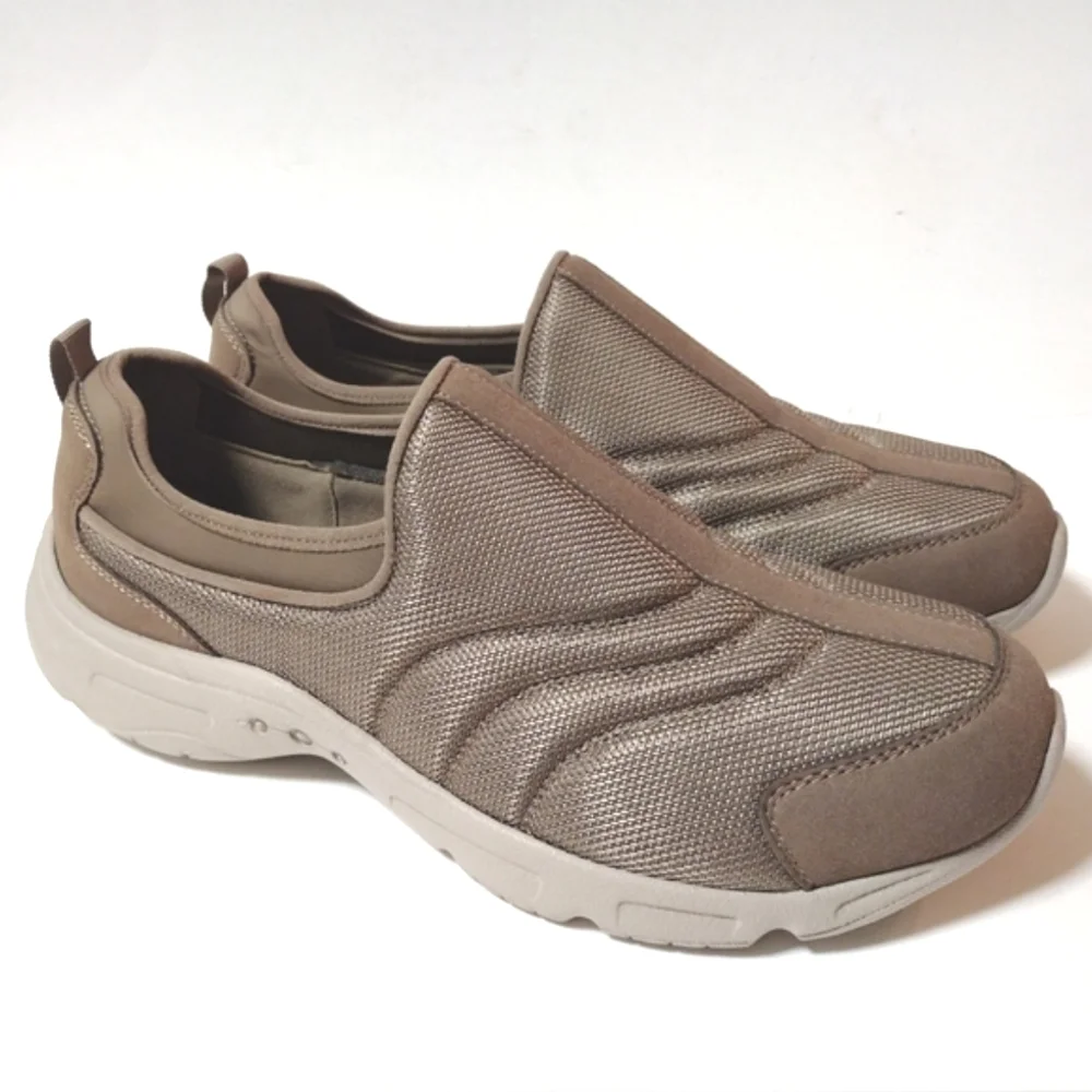 Easy Spirit Women's Brigg2 Slip-On Comfort Walking Sneakers Beige Size 11